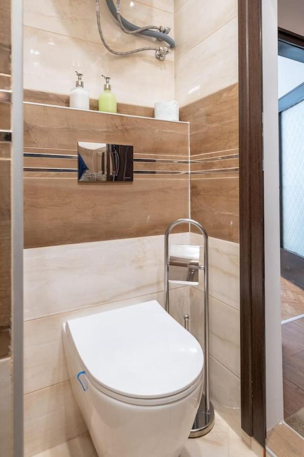 Sophisticated Gem With Private Parking Appartamento Sofia