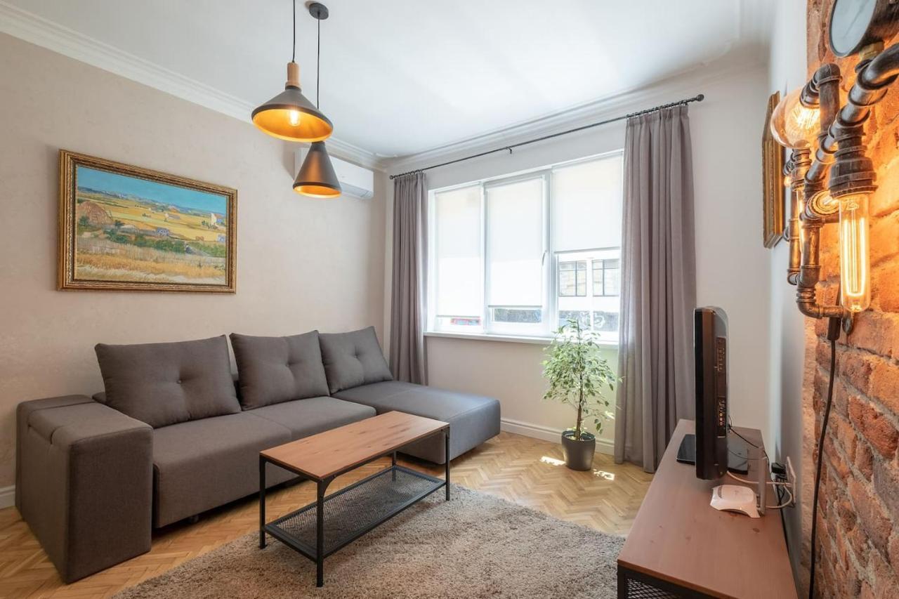 Sophisticated Gem With Private Parking * Sofia